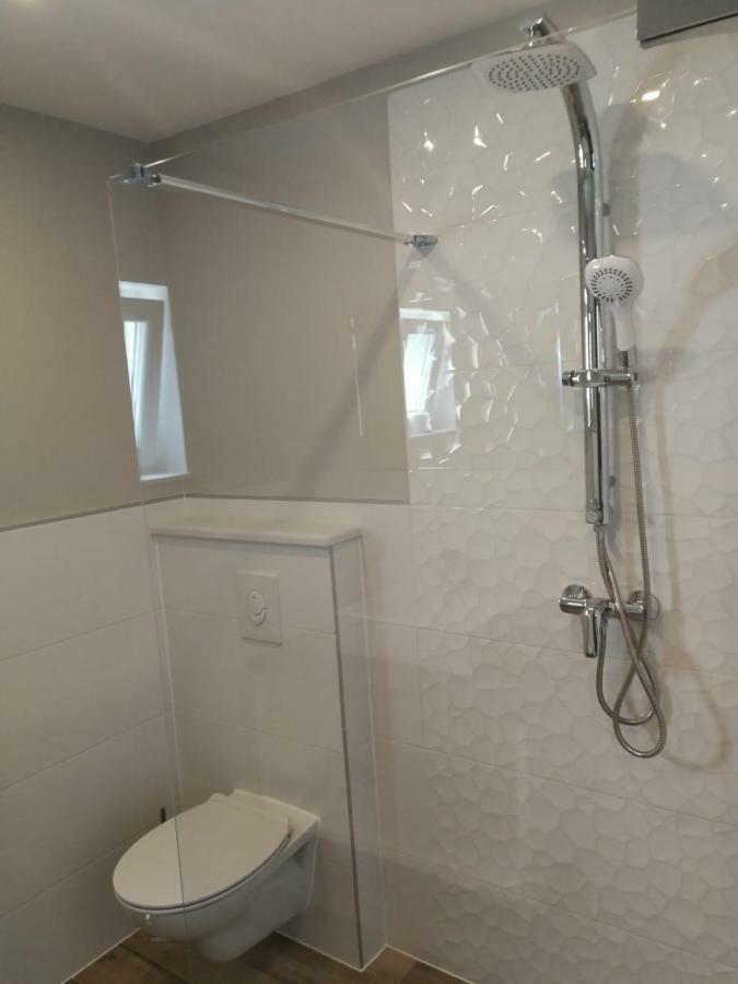 Apartment Skavo Baška Voda エクステリア 写真