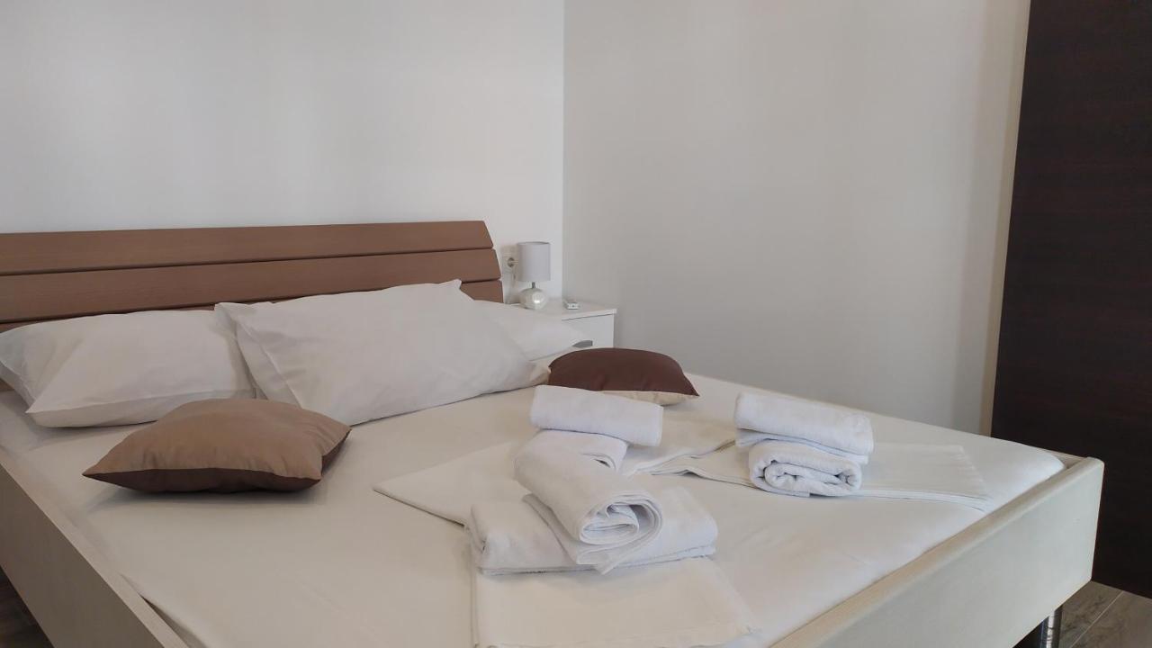Apartment Skavo Baška Voda エクステリア 写真